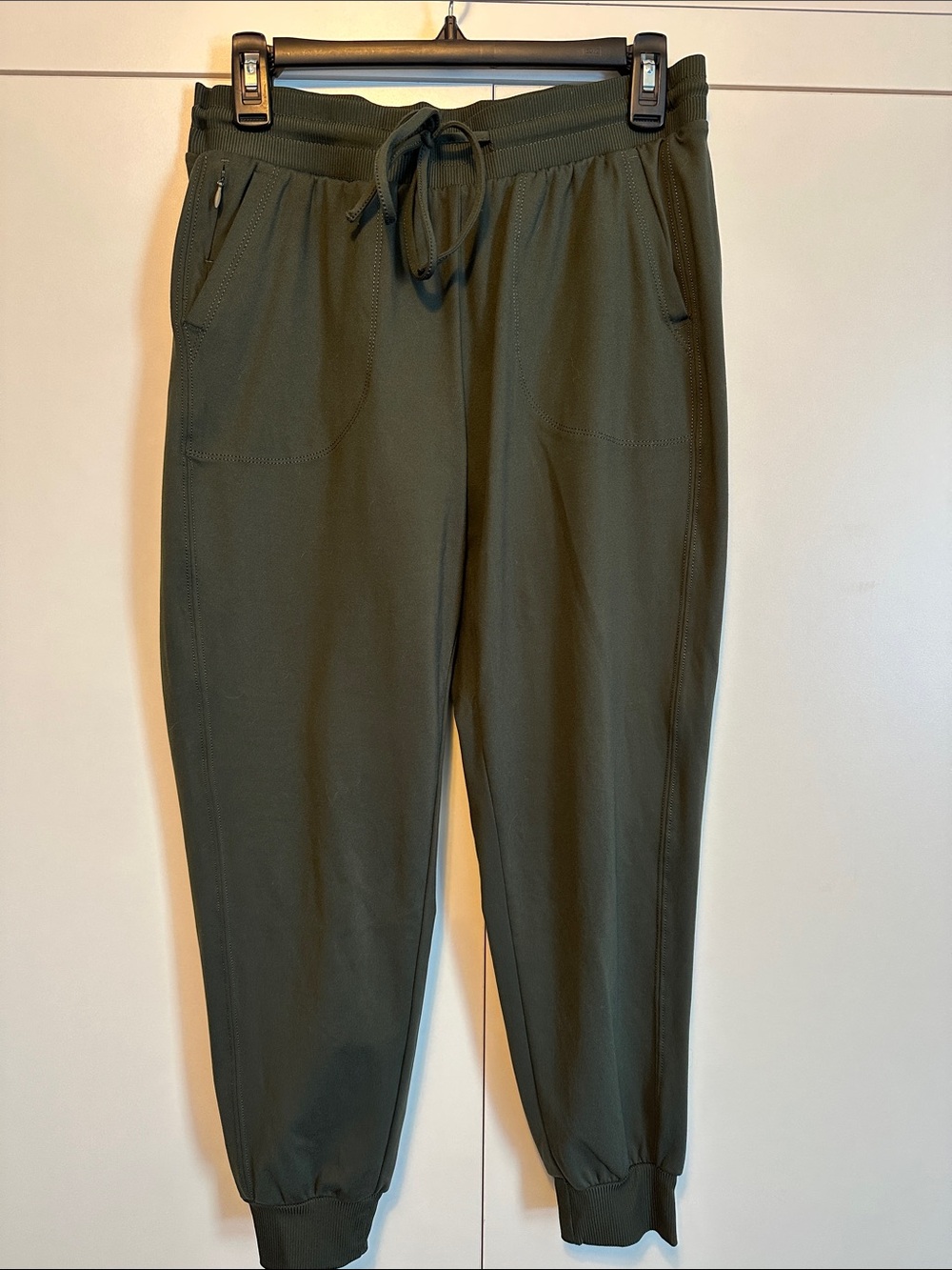 Rachel Zoe Olive Drawstring Jogger Pants